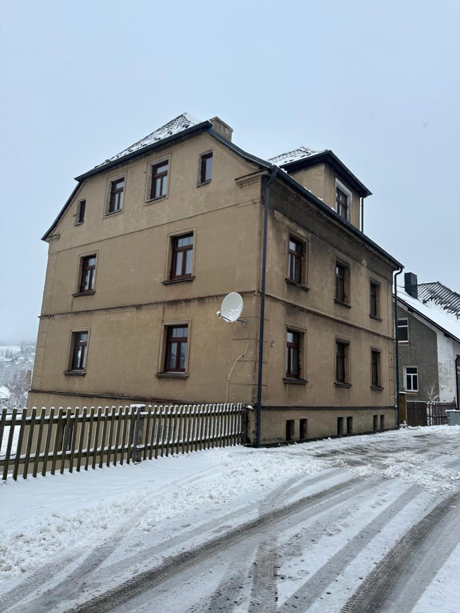 Bytovy Dum Na Horach Vejprty Buitenkant foto